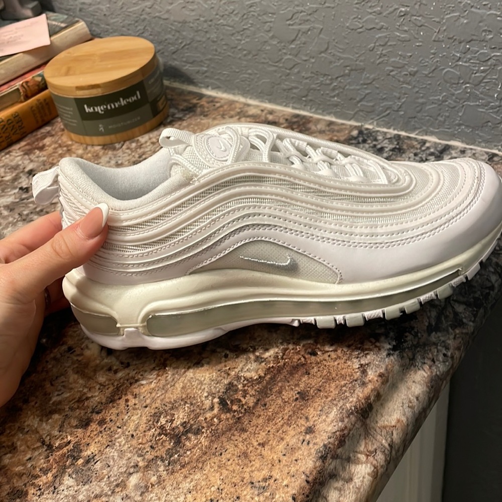 Never worn size 7